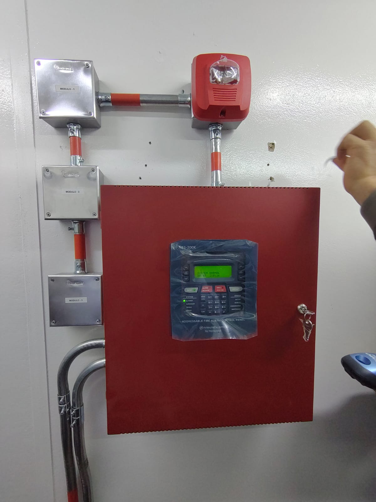 Panel de detección de incendios instalado por SECURITAG